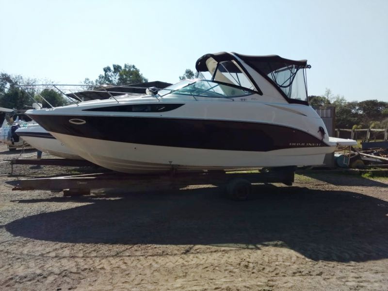 Lancha Bayliner 310
